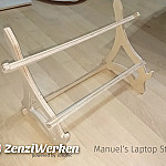 Manuels-Laptop-Stand-Stand-b.jpg