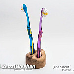 Toothbrush-Stand-The-Snout-2.jpg Toothbrush-Stand-The-Snout-2.jpg